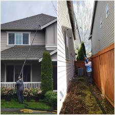 Gutter Cleaning on Walk Ave in Issaquah, WA 2